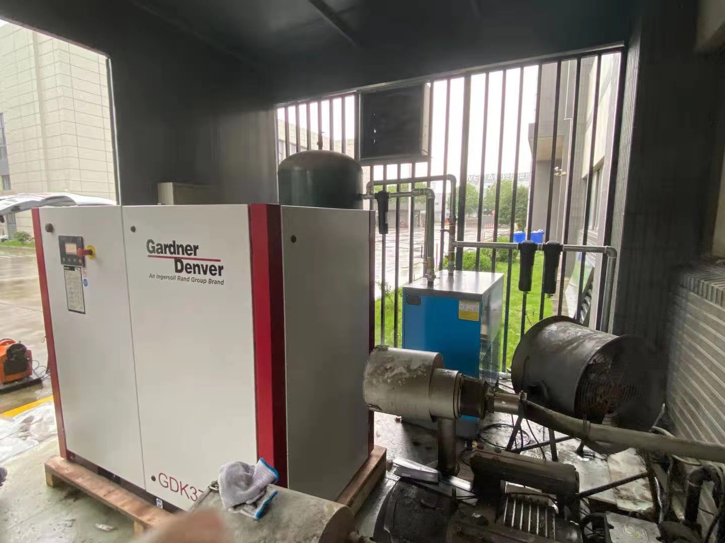 格南登福空压机